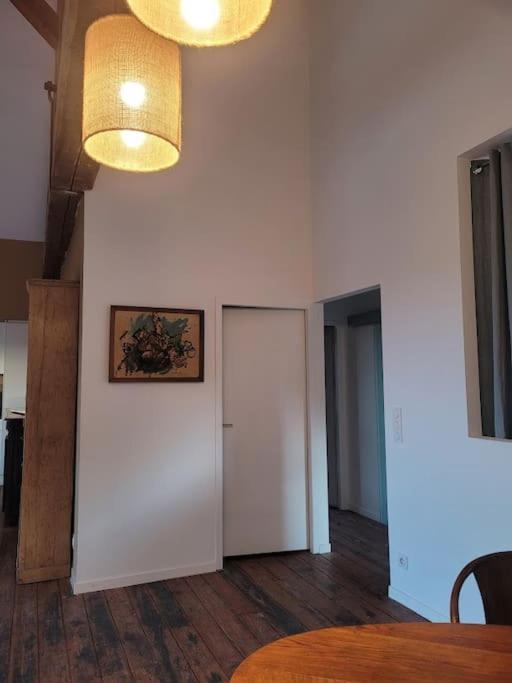 Appartement De Charme Dans Ancienne Cave A Vin Ле-Булу Экстерьер фото